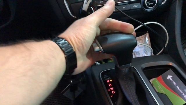 Kia Optima. Установка противоугонного блокиратора АКПП "Фортус". Механическая защита от угона авто.