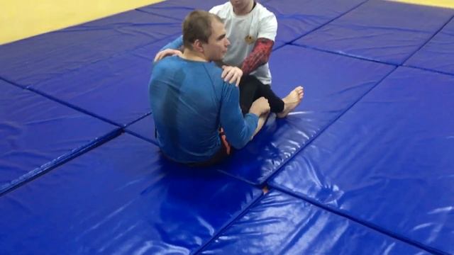 Робер гард ,обратный треугольник ,как делать это внизу смотреть онлайн