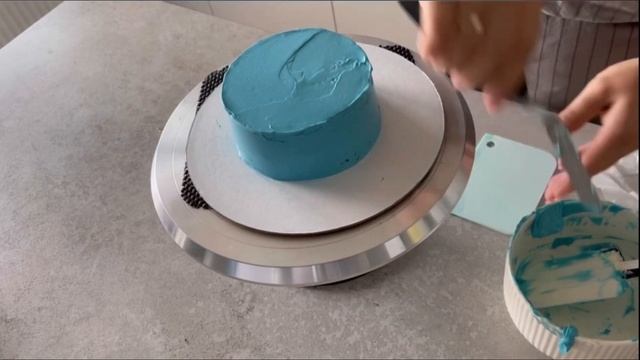 Бенто торт рецепт!Торт с рисунком амонг ас.Рецепт крема из творожного сыра.Супер простой мини-торт.