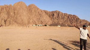 Кричим в Египте! Пустыня в Шарм эль Шейх.