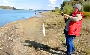 Рыбалка на Оби с ночевкой Часть 2.  Щука любит кукурузу!?