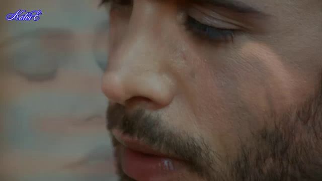 № 85 - Держи Меня Крепче и не отпускай Моей руки смотреть онлайн