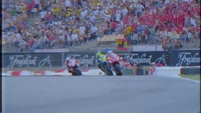 MotoGP 19 Gameplay Trailer - NEW GAME MODE!! - Historical Challenges Trailer смотреть онлайн