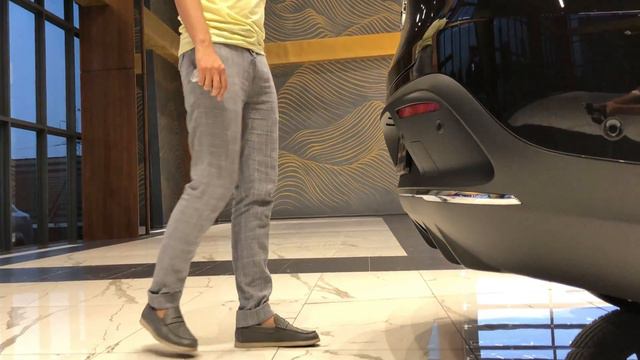 МЕРСЕДЕСНИНГ БИРИНЧИ ЭЛЕКТРОМОБИЛИ - EQC 400 смотреть онлайн