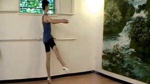 Plié relevè на 25°  с  Battement fondu.