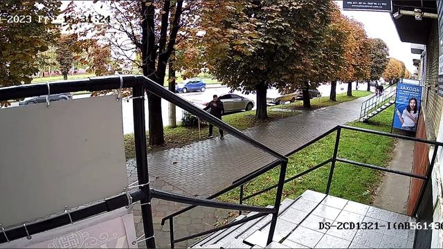 огляд відеокамери hikvision 2CD1321 I F 2.8MM смотреть онлайн