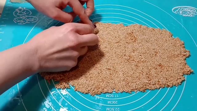 Козинак с кунжутом на сиропе шиповника смотреть онлайн