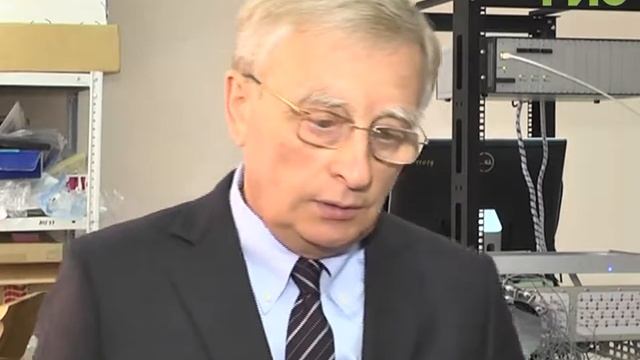 В Самаре изобрели "гибкое" космическое зеркало смотреть онлайн