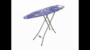 Гладильная доска прикрепленная к стене