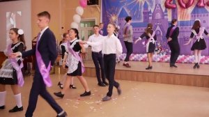 Последний звонок. Последний школьный вальс (вальс для родителей). Школа №1. Корсаков. Сахалин.