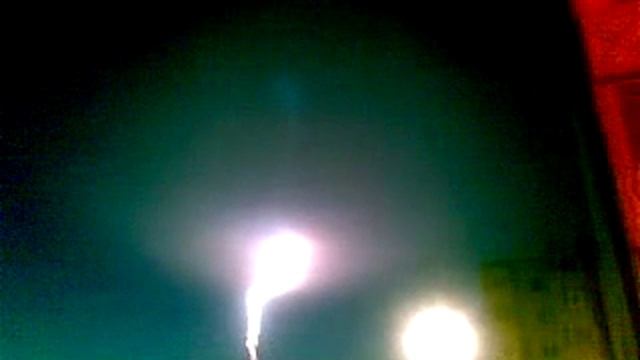 НЛО в Астрахани или пуск ракеты. UFOs in Astrakhan or missile launch. смотреть онлайн