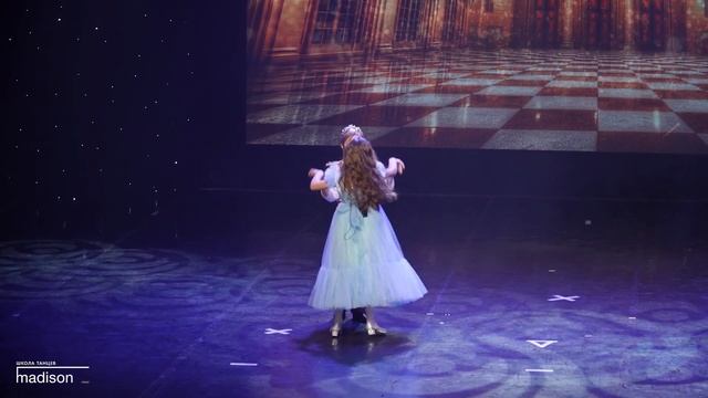 Танец Принца и Золушки смотреть онлайн