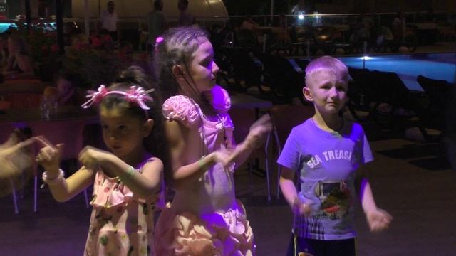 тот случай - когда анимация добровольно принудительно))) смотреть онлайн