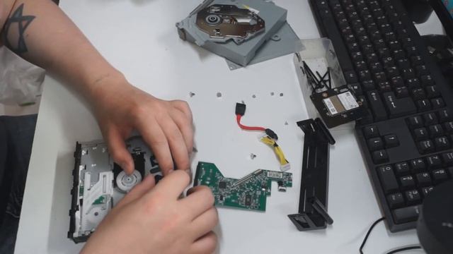 Xbox One не читает диски . Решение проблемы! смотреть онлайн