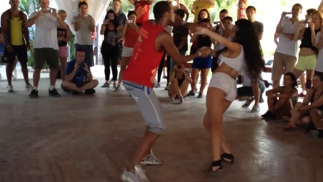 ZOUK : Marcelo Bal & Dana Daniela .mp4 смотреть онлайн