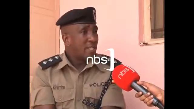 Afande Kirumira Exposes Criminals within Police смотреть онлайн