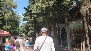Торговые ряды районе ул Цветочная в Адлере. Сентябрь 2022.