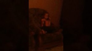 как напугать сестру