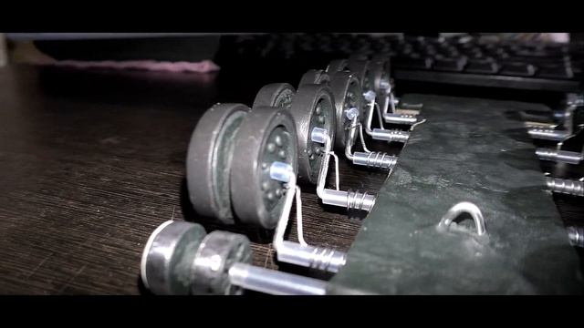 Легендарный танк Т-34-85 из пластилина с рабочей ходовой !!! Soviet plasticine tank t-34 смотреть онлайн