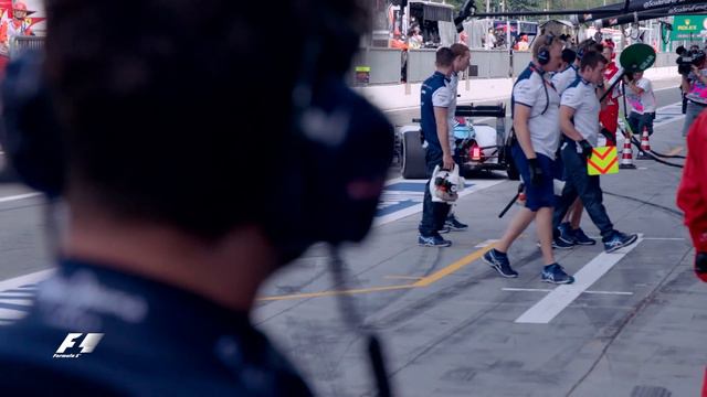 Life As An F1 Team Manager: Then And Now смотреть онлайн