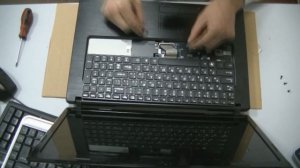 Lenovo G780. Замена клавиатуры.