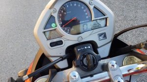 Honda CB600F Hornet 2009 cold engine start and walkaround