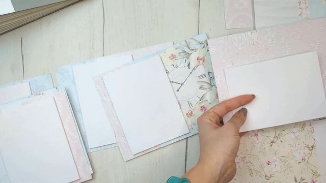 Весенний фотоальбом из заготовки. Мастер-класс по простому альбому. Клеим бумагу к основе. Часть 2 смотреть онлайн