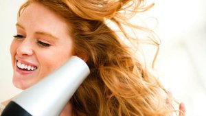 Что делать , если в ухо попала вода? How do I get water out of my Ear? | ENG SUB