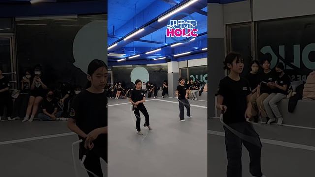 점프홀릭 본점 음악줄넘기 -Newjeans Supershy- смотреть онлайн