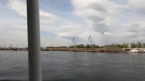 река Енисей на подходе к городу Красноярск май 2024г.