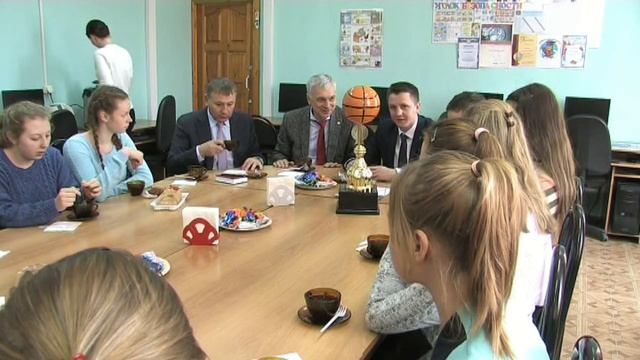 Рабочая поездка в Нелидово смотреть онлайн