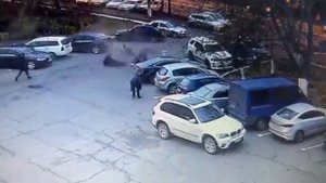 В Одессе мужчина кинул гранату в полицейских после того что они пытались вручить ему повестку