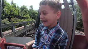 ДИСНЕЙЛЕНД ШАНХАЙ .