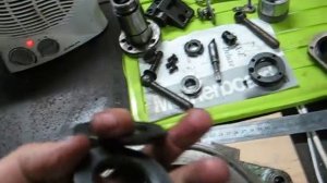 Устройство поворотного стола