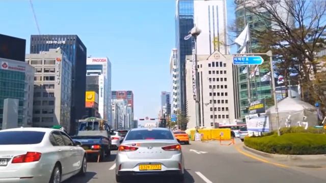 300 000 рублей — новый штраф за встречку и скорость в 2022 году смотреть онлайн