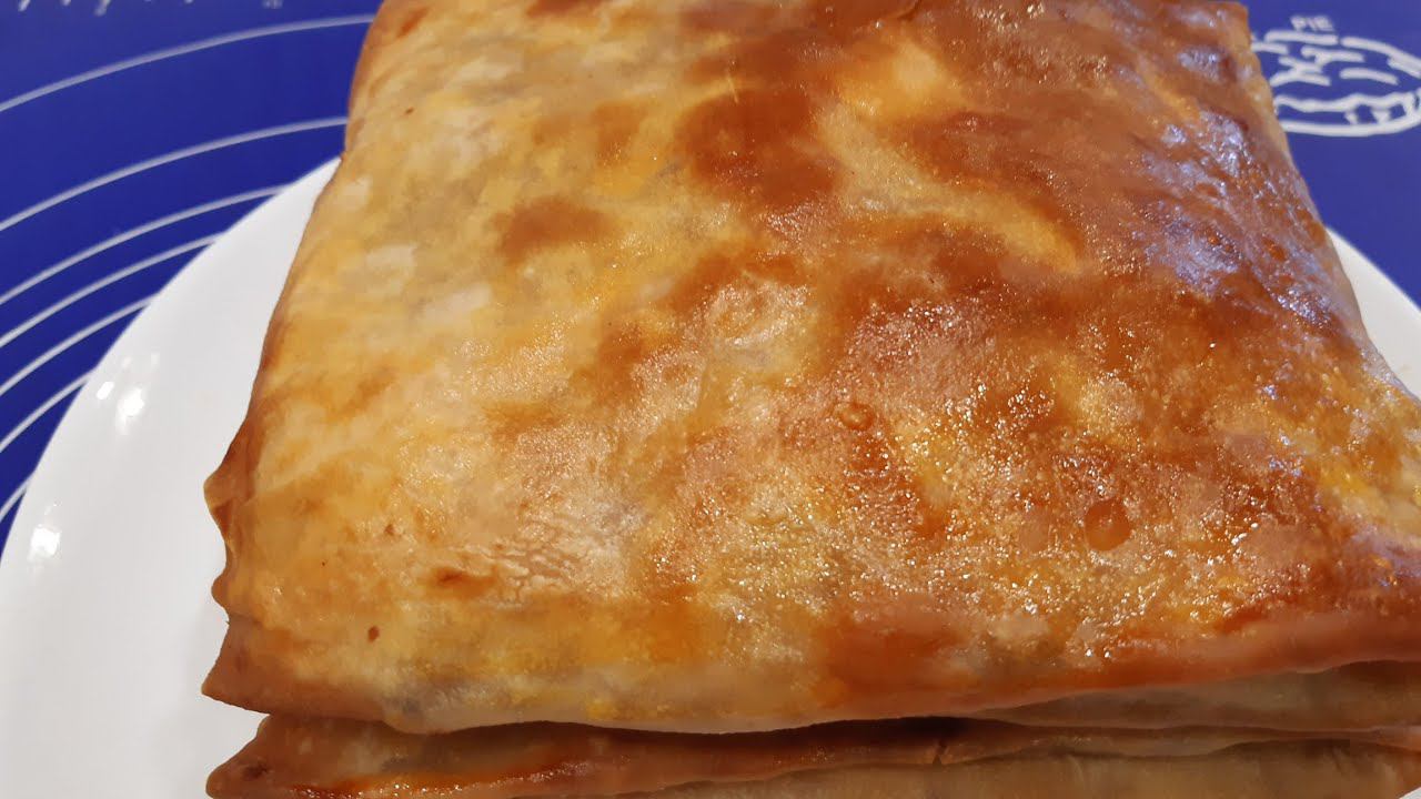 Слоёное лепёшка с мясом  Гоштли ПАТИР