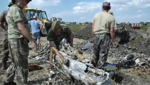 Раскопки самолёта времен ВОВ Пе 2 в Крымском районе. Июль 2020