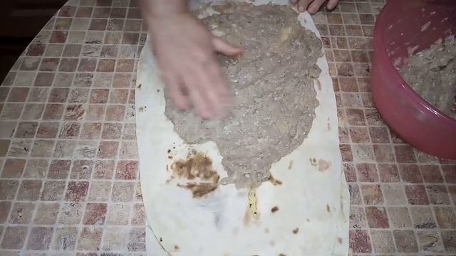 Потрясающий мясной рулет в хрустящем лаваше !