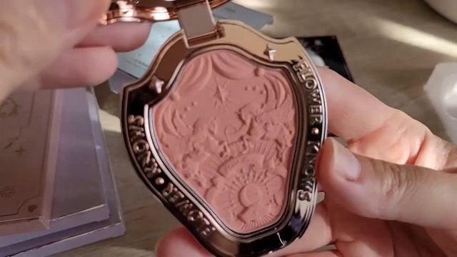 My First Flower Knows order, Rococo Strawberry collection, Unicorn blush смотреть онлайн