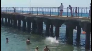 Крым. Первый прыжок с пирса