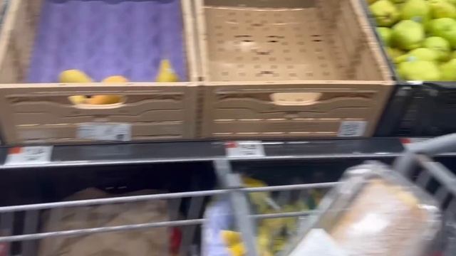 FAMILY OF 13 WALMART HAUL смотреть онлайн