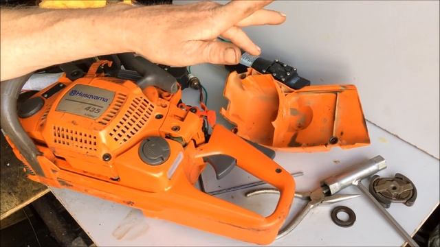 Бензопила Хускварна 435.,,Объективные трудности,, при ремонте бензопилы в предпраздничный период!) смотреть онлайн