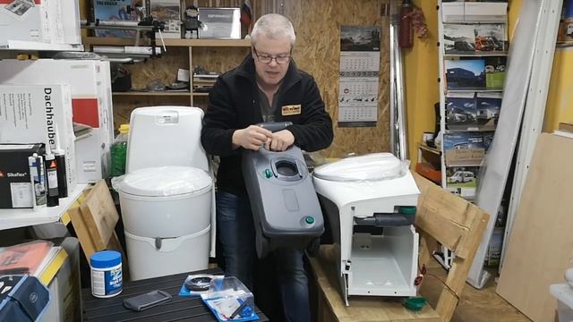 Кассетный биотуалет Thetford в автодоме, караване, кемпере. смотреть онлайн