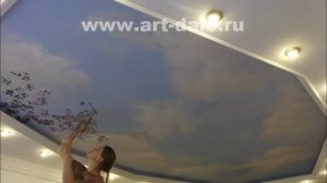 Роспись потолка. Небо с цветами и птицами