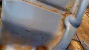 Разбор фольксваген Т4. Снятие усилителя сдвижной боковой двери.