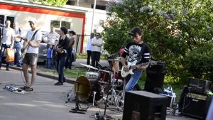 Уличная рок группа на ВДНХ
