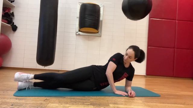 Боковая планка в динамике смотреть онлайн