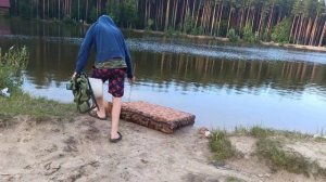 Кеша поехал на рыбалку!