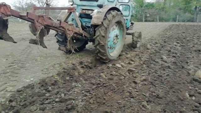 Пахота Т-40. 28 см .ЛЕГКО. смотреть онлайн