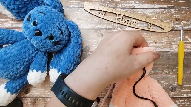 ЗАЙКА ТЕЛО ГОЛОВА смотреть онлайн